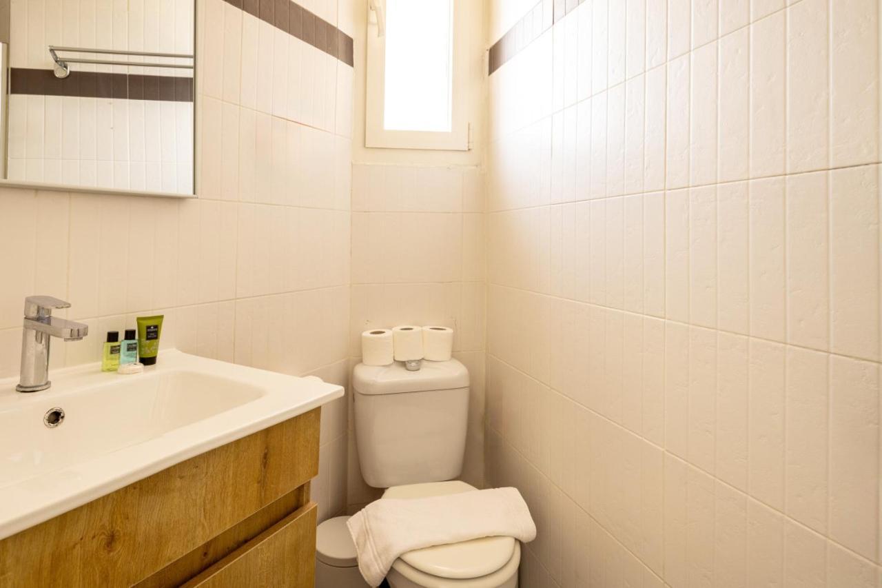 Chic 3br W Parking On The With Shelter By Sea N' Rent *